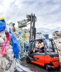 Recykling operator maszyn-wozka widlowego 15,89e/h Holandia