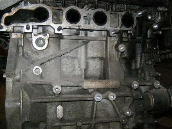 GŁOWICA SILNIKA MAZDA 6 1,8 BENZYNA 2005 ROK