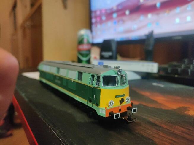 Lokomotywa spalinowa PIKO H0 SU45 PKP