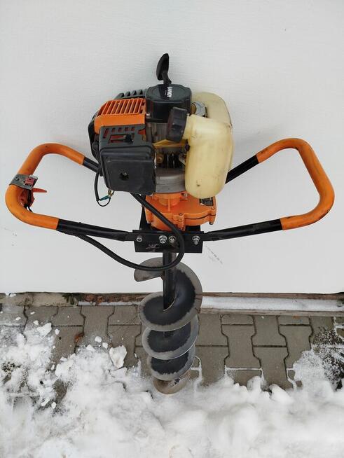 Wiertnica spalinowa glebowa świder wynajmę / wynajem