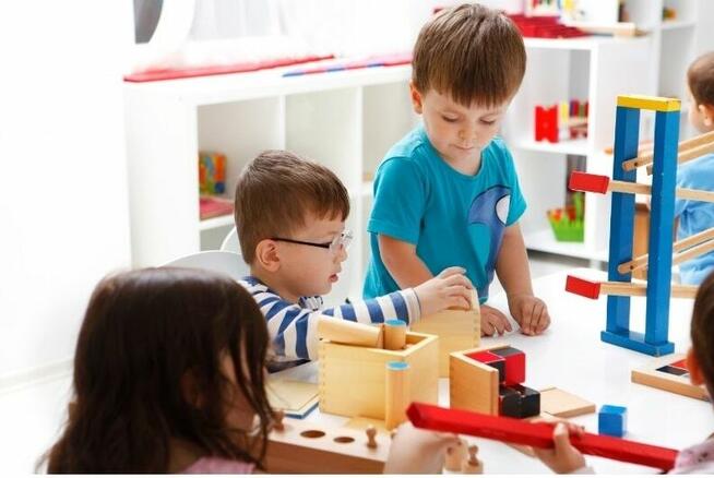 Opiekun w żłobku (pełny etat lub część etatu)