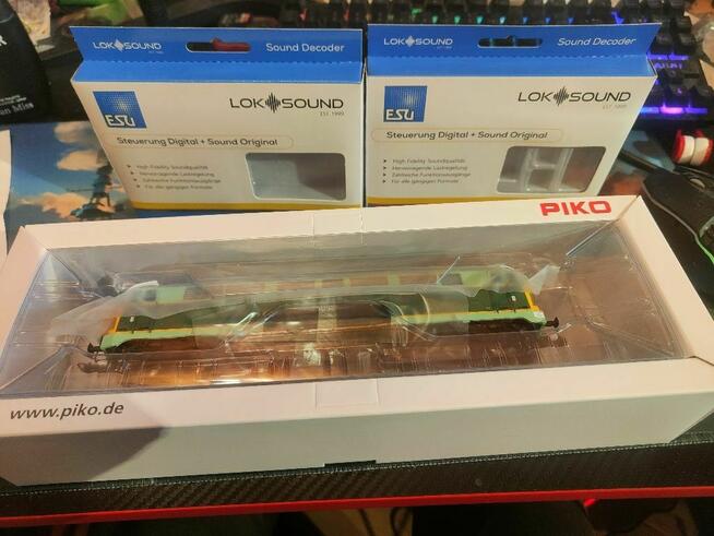 Lokomotywa spalinowa PIKO H0 SU45 PKP