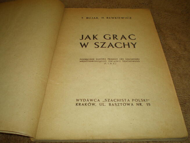 Sprzedam książkę Jak grać w szachy, używana, cena 20 zł.