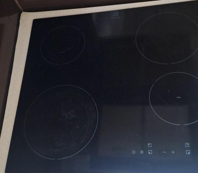 Wszystko co na zdjęciu.