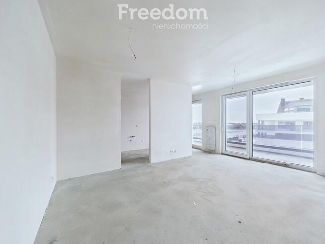 Bez PCC - Taras 17,8 m² parking i komórka w cenie!