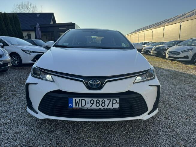 Toyota Corolla 1.8 HSD F-Vat 23% Ast. Parkowani Distronic Kamera Bezwypadkowy