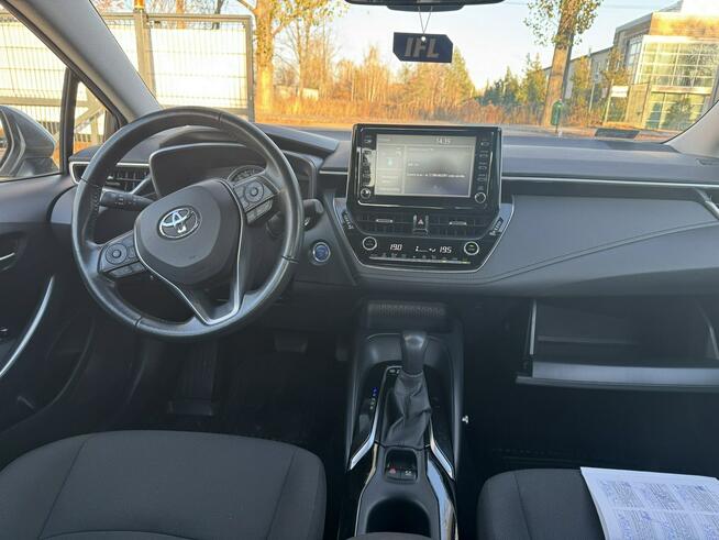 Toyota Corolla 1.8 HSD F-Vat 23% Ast. Parkowani Distronic Kamera Bezwypadkowy