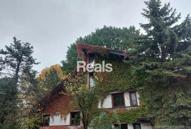 Na Starym Żoliborzu, do zamieszkania lub na biuro.