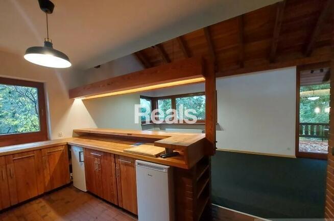 Na Starym Żoliborzu, do zamieszkania lub na biuro.