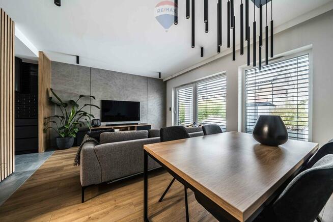 Nowoczesny energooszczędny umeblowany dom Luboń