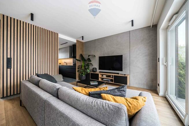 Nowoczesny energooszczędny umeblowany dom Luboń