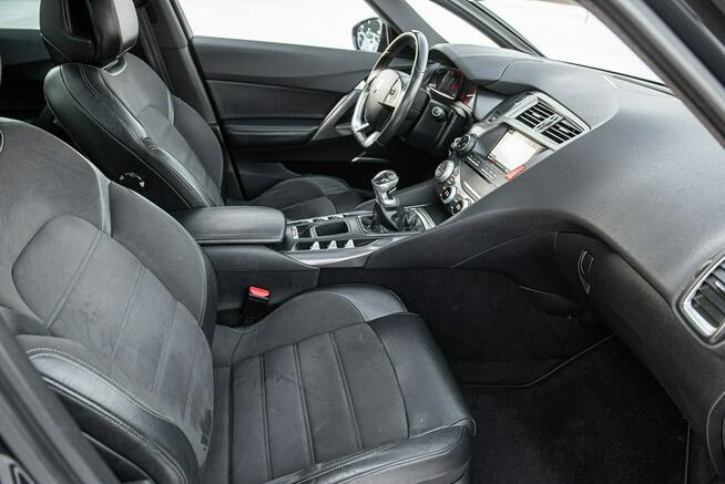 Citroen DS5 2.0HDI 150KM Manual Full Opcja ! 131tys km ! Serwisowany ! Opłacony !