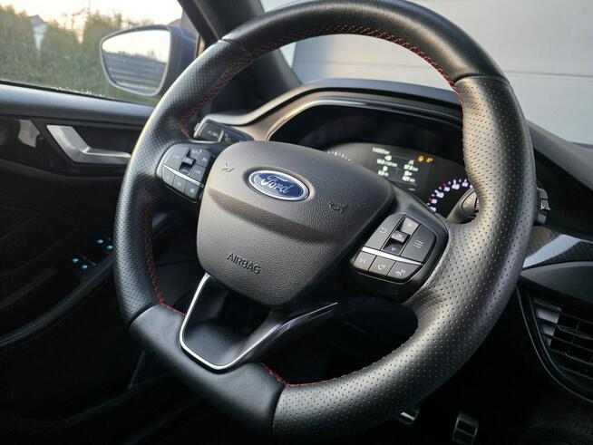 Ford Focus ST-line 1.5 benzyna *ŚLICZNY i zadbany* gwarancja *serwisowany* rej PL