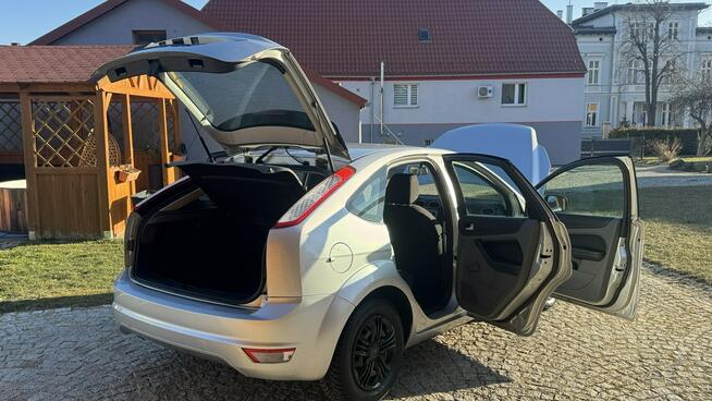 Ford Focus 1.6 Benz. 101KM z Niemiec, LIFT 2010r - Serwisowany, 1 właściciel.