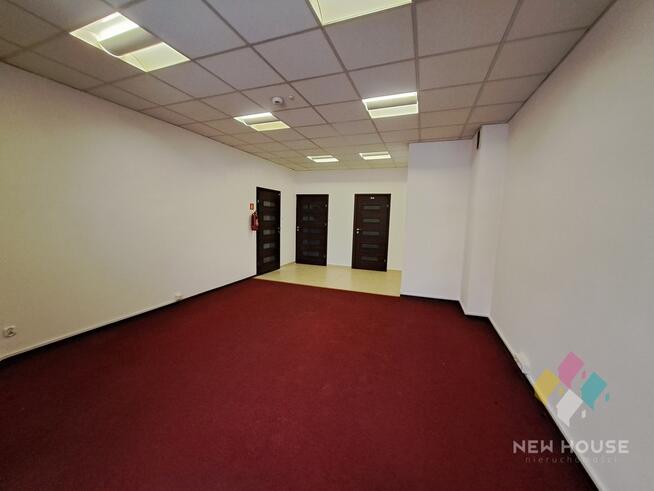 Lokal biurowy z parkingiem