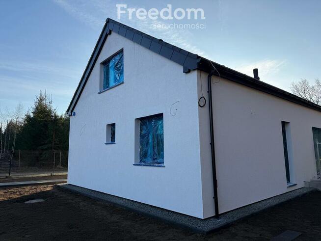 Uroczy dom pod lasem dla dużej rodziny