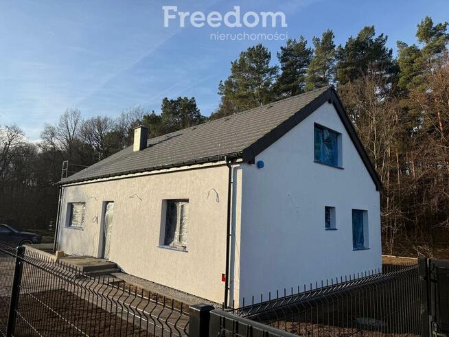 Uroczy dom pod lasem dla dużej rodziny