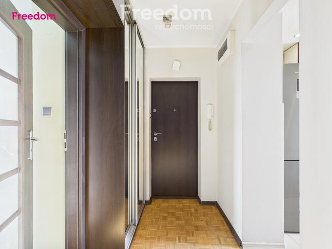 Dwustronne, 3 pokojowe mieszkanie na Lizbońskiej