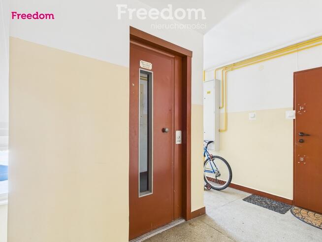 Dwustronne, 3 pokojowe mieszkanie na Lizbońskiej