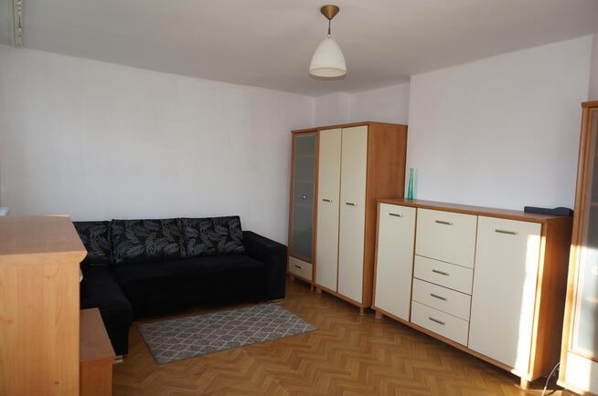 Przestronna kawalerka w bloku na 1 p. na Górczynie