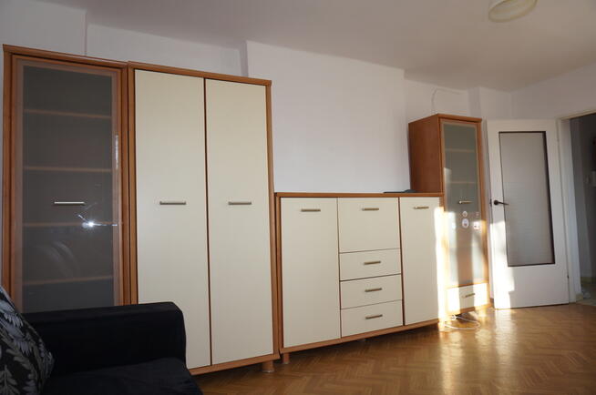 Przestronna kawalerka w bloku na 1 p. na Górczynie