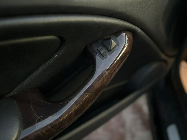 BMW 318 Super Stan, Automat, Skóra, Navi, Xenon, Lift, II Właściciel, Drewno