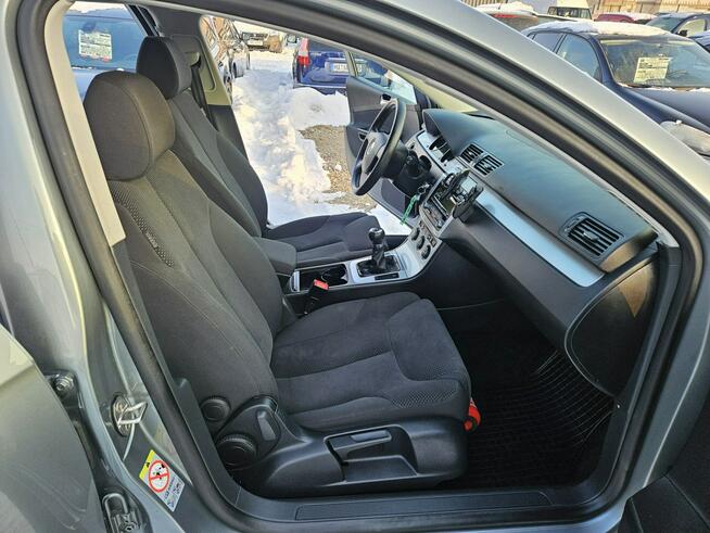 Volkswagen Passat Opłacony Zdrowy Zadbany Serwisowa Klima Alu po Serwisie od 1 WŁ