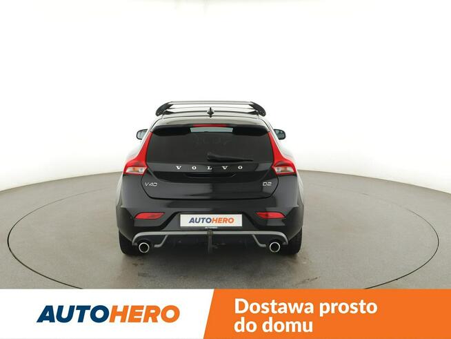 Volvo V40 Momentum automat navi PDC grzane fotele hak tempomat