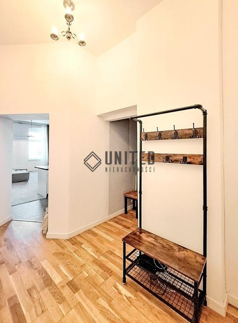 2 pokoje /Politechnika /Klimatyzacja /330 cm sufit