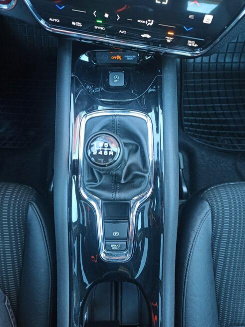 Honda HR-V 2018/17, salon, I właściciel, Executive