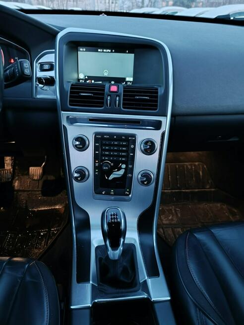 Volvo XC 60 Ksenon navi Ocean Race