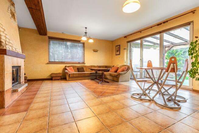 Dom Płouszowice gm. Jastków,