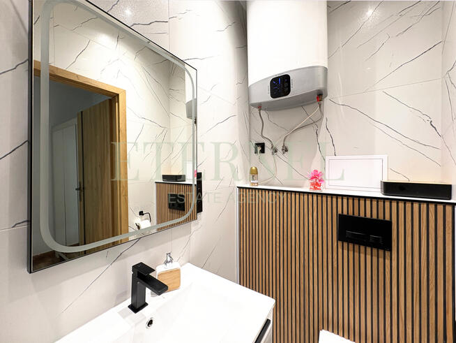 Airbnb/Booking - inwestycyjna kawalerka w centrum