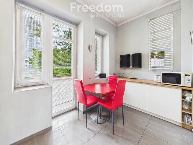 Rozkładowe mieszkanie w zadbanej kamienicy