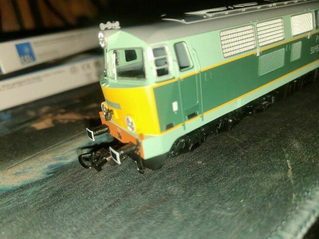 Lokomotywa spalinowa PIKO H0 SU45 PKP
