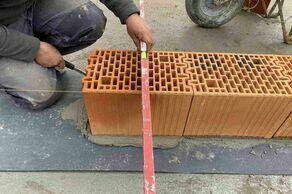 Murarz-Cieśla szuka pracy od zaraz.