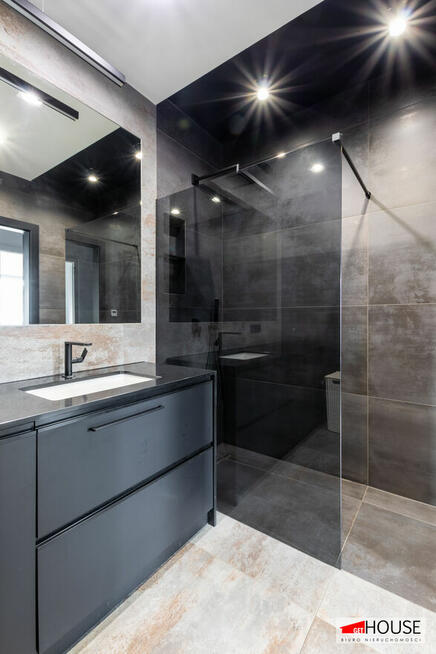 Wysoki standard - 3 pokoje - duży balkon + parking podziemny