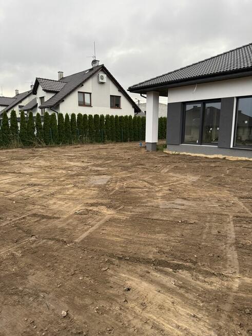 Roboty ziemne usługi koparką