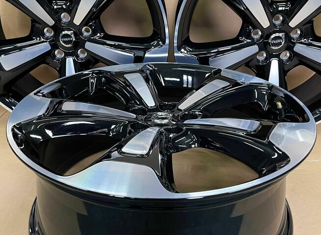 Felgi 20 cali Volvo XC40 316.500.09 8Jx20 ET50,5 5x108