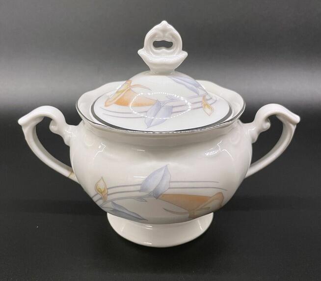 Serwis kawowy 8 osobowy Chodzież Porcelana