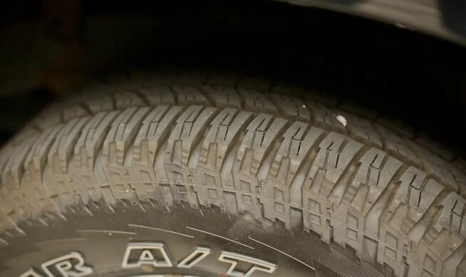 Toyota Hilux 3,0 2014 rok