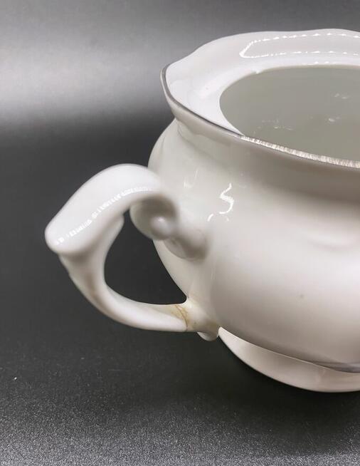 Serwis kawowy 8 osobowy Chodzież Porcelana