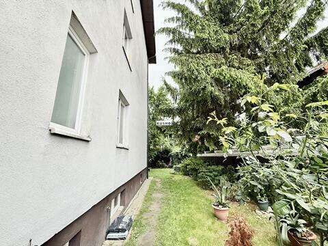 Dom Warszawa Włochy, Włochy