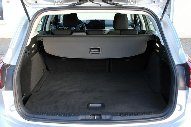 Ford Focus Titanium SalonPL FV23% 125KM Navi LED Tempomat Asystent Pasa Gwarancja