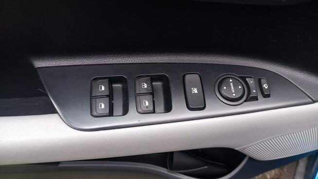 Kia Stonic wersja L/salon Polska/bezwypadkowy/gwarancja do 2027