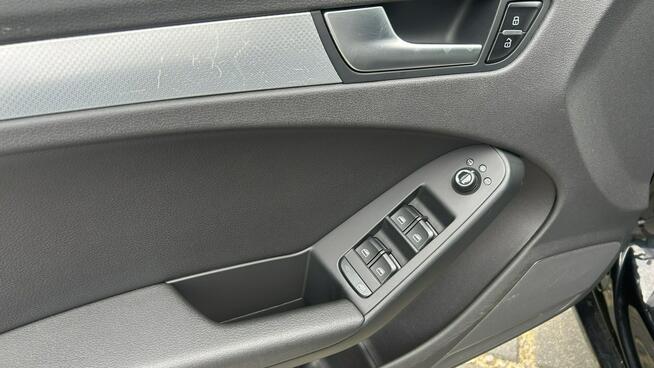 Audi A4 1.8 T Skóry Bixenon+ledy Navi MMI El. fotele