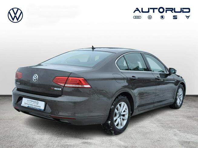 Volkswagen Passat 1.8TSI 180KM Manual-6G Comfortline SalonPL Ledy CzujnikiPark. Navi