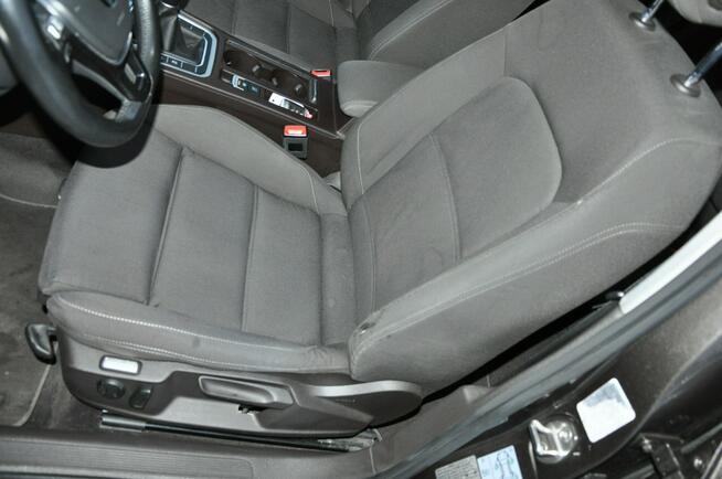 Volkswagen Passat 1.8TSI 180KM Manual-6G Comfortline SalonPL Ledy CzujnikiPark. Navi