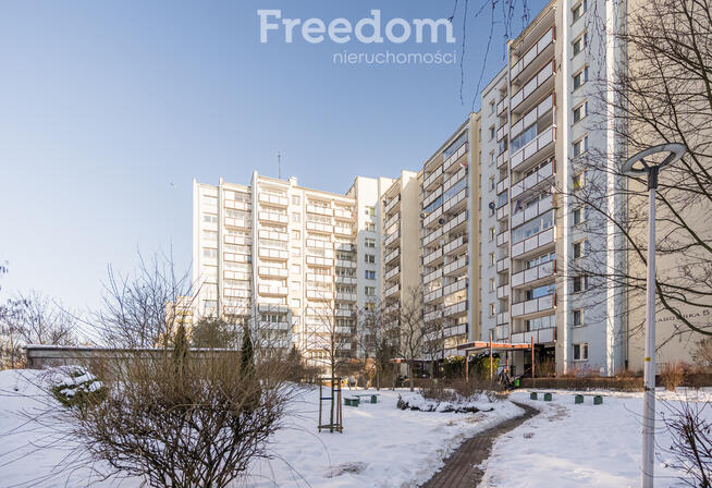 Mieszkanie z widokiem i potencjałem; balkon; metro