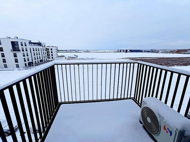 Klimatyzowane 30 m², balkon– Batalionów Chłopskich